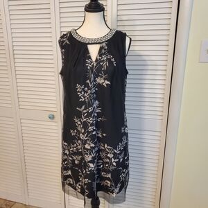 SD Collection Elegant Sleeveless Black Floral Cocktail Dress, Size 10 Petite